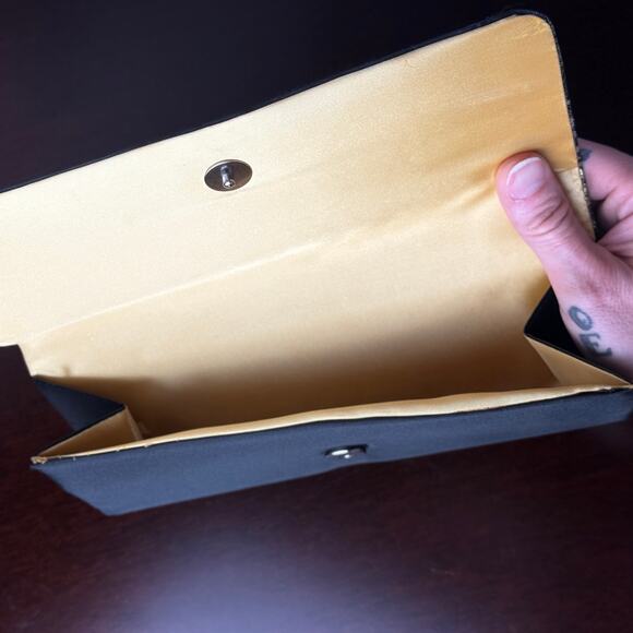 Black and Gold Lace Glitter Print Satin Clutch Purse  - 10w x 5h x 1D - Picture 9 of 10